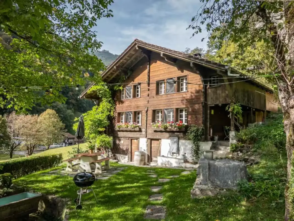 Chalet Elza apartment interior, Lauterbrunnen